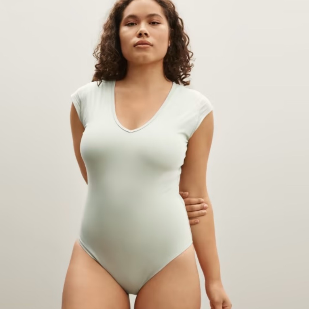 Everlane V-Neck Ballet Bodysuit (Thong)